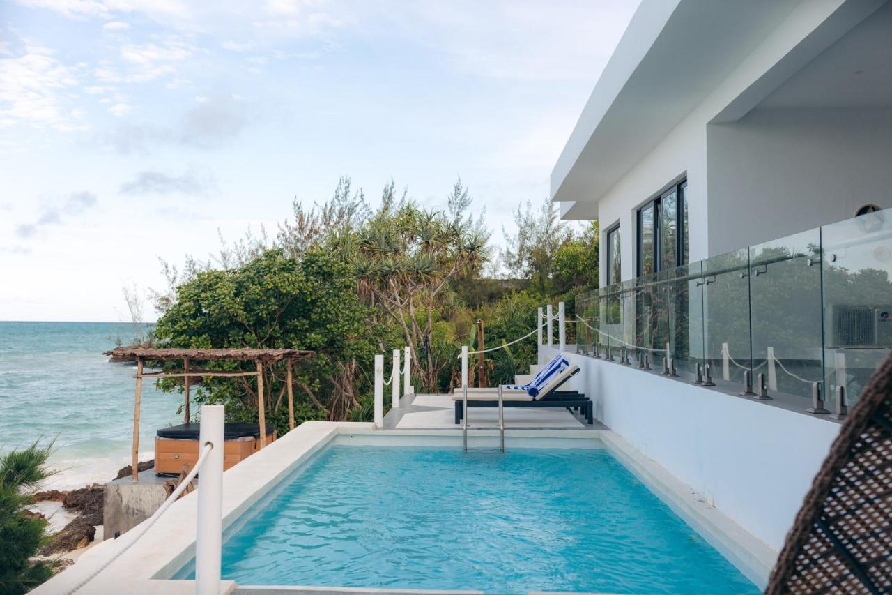 Safira Blu Luxury &