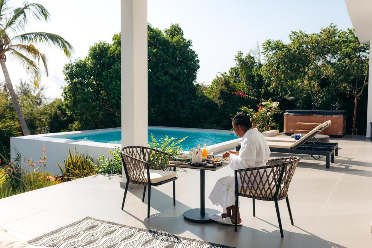 Safira Blu Luxury &
