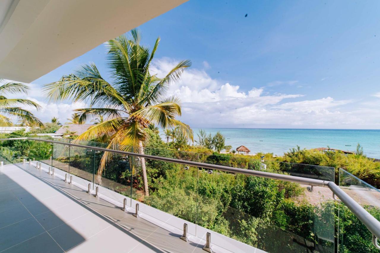 Safira Blu Luxury & 5* Nungwi